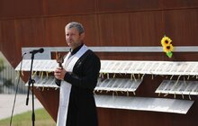 Фото 14: У День вшанування пам’яті захисників України у Львові урочисто підняли Державний Прапор на Меморіалі пам`яті Героїв Небесної Сотні