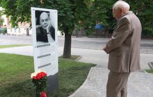 Фото 21: На пл. Яцека Куроня відкрили інформаційну таблицю в пам’ять про великого прихильника України