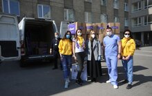 Фото 8: Благодійники передали засоби захисту для медиків лікарні швидкої допомоги