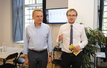 Фото 4: «Коли підприємець має запитання, він може зателефонувати до наших колег і отримати відповідь зрозумілою мовою», — А. Садовий про Центр підтримки підприємництва