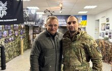 Фото 7: Андрій Садовий відвідав захисників на сході та передав від громади міста дрони, автомобілі та генератори на понад 50 млн гривень
