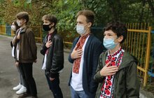 Фото 10: У ліцеї «Львівський» відбувся урочистий захід з нагоди підняття прапора «В єдності наша сила»