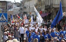 Фото 9: Центром Львова пройшла святкова театралізована хода