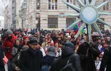 Фото 2: В переддень Різдва у Львові встановили Різдвяного Дідуха