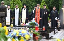 Фото 9: На Личаківському цвинтарі вшанували пам’ять новітніх Героїв з нагоди Дня Незалежності 