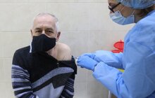 Фото 9: У Львові від Covid-19 уже вакцинують тих, хто забезпечує життєдіяльність міста