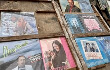 Фото 4: На букіністичному ярмарку муніципали проводять щоденні перевірки товару (відео)