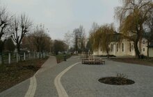 Фото 19: На Сихові завершують роботи з облаштування нового громадського простору