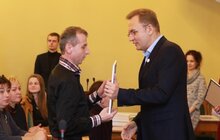 Фото 4: Міський голова вручив сертифікати переможцям Громадського бюджету