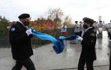 Фото 2: Львівські пластуни підняли синьо-жовтий стяг над Меморіалом Небесної сотні