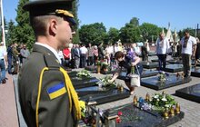 Фото 5: У Львові відзначають Свято Героїв — борців за волю України