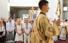 Фото 35: Глава УГКЦ Блаженніший Святослав у співслужінні з єпископами Синоду УГКЦ освятив унікальний храм Софії-Премудрості Божої