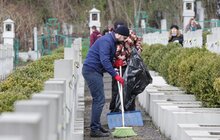 Фото 16: У всіх районах Львова триває прибирання до Великодніх свят