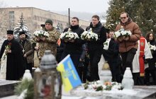 Фото 10: У День Збройних Сил України у Львові вшанували пам’ять полеглих Героїв