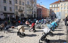 Фото 4: «Поки політики дебатують, чи треба закривати небо над Україною, його закривають наші ангели», – мер Львова
