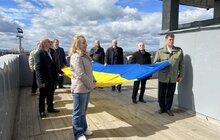 Фото 12: У Львові над вежею Ратуші урочисто підняли національний прапор (відео)