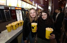 Фото 11: Дітей із модульного містечка повели в кінотеатр на українську Мавку