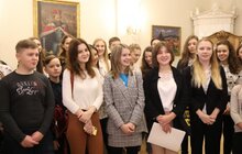 Фото 3: Сьогодні юні львів’яни на 1 день стануть посадовцями міськради
