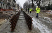 Фото 4: Триває реконструкція вул. С. Бандери: підрядник проводить роботи з облаштування колектора і водопровода
