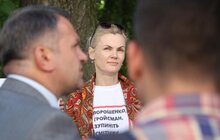 Фото 5: Дружина мера та небайдужі львів’яни вийшли до ЛОДА на підтримку Львова