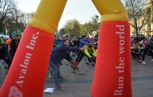 Фото 16: Мер Львова привітав учасників «Run the World. Львівський напівмарафон»
