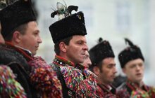 Фото 9: Колядники з Верховини у Львові показали справжні традиції, що живуть і зберігаються сотні років поміж Карпатськими горами