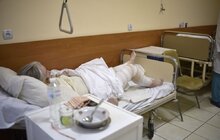 Фото 2: «200 німецьких лікарів готові лікувати поранених в Україні», - міністр охорони здоров'я Німеччини