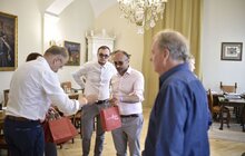 Фото 11: Мер Львова долучився до щорічної акції «Візьми собаку на роботу»