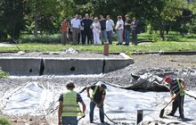 Фото 7: До кінця року озеро на вул. Панча наповнять водою: роботи проводять за кошти інвестора (відео)