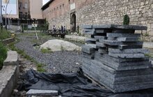 Фото 6: Між оборонним муром Бернардинів і вул. Винниченка відновлюють ремонтні роботи (відео)