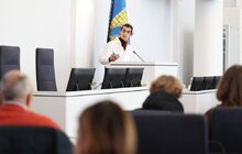 Фото 1: Як працювати з вікнами в історичних будинках: у мерії зустрілися з виробниками вікон, майстрами та архітекторами