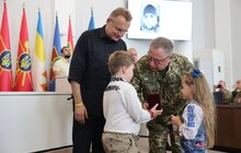 Фото 10: Ще 30 львів’ян посмертно нагородили «Почесним знаком Святого Юрія» за оборону Незалежності України (фото)