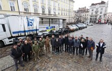 Фото 5: Захисникам передали 15 квадроциклів та 15 авто: зусилля об’єднали Fritt Ukraina, Meest Express, данський доброчинець та мерія Львова