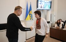Фото 10: Обдаровані львівські школярі отримали по 30 тисяч гривень
