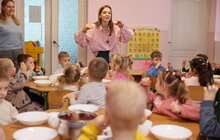Фото 16: Найкраща музична керівниця дошкілля Устина Слободян