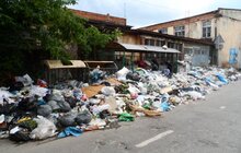 Фото 57: У місті 265 майданчиків, де ситуація з вивезенням сміття критична 