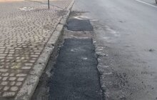 Фото 18: На вихідних комунальні служби проводили ямковий ремонт: використали 72,6 тонн асфальту