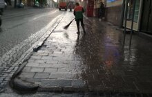 Фото 33: Комунальні служби Львова проводять миття вулиць