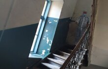 Фото 4: Комунальні служби щоденно проводять дезінфекцію у житлових будинках