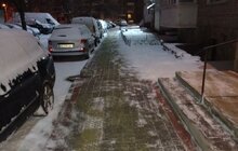 Фото 30: Для посипання доріг від ожеледиці минулої доби використано 527 м3 піскосуміші та 186 м3 солі