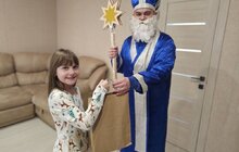 Фото 2: Місто подарувало дітям, які потребують найбільше, подарунки від святого Миколая