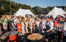 Фото 52: Міський голова Львова відвідав локальний фестиваль Street Food та відзначив підприємців ринку «Шувар» за вагомий внесок у розвиток малого бізнесу