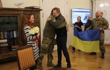 Фото 5: У львівській Ратуші одружилися військовий та волонтерка
