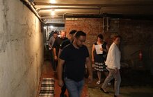Фото 1: Встановити піч за 4 години: у Львові показали, як безпечно облаштувати пункт обігріву в укриттях (відео)