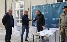Фото 2: Львів отримав тисячу костюмів біологічного та хімічного захисту (відео)