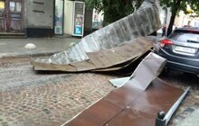 Фото 8: У мерії засідає штаб щодо ліквідації наслідків негоди: комунальні служби вже працюють на вулицях міста