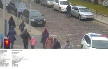 Фото 9: За вчорашній день працівники ЛКП «Львівавтодор» зафіксували 32 випадки порушень правил дорожнього руху через не належне паркування