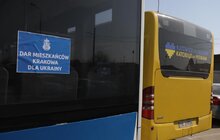 Фото 4: Львів отримав від польських міст 20 великих низькопідлогових автобусів та гуманітарну допомогу