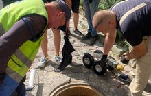 Фото 9: Львівводоканал з допомогою машини-робота із вмонтованою камерою перевірив стан колектора на вул. Голубовича