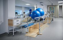 Фото 2: У лікарні святого Луки облаштували реабілітаційний центр для лікування поранених